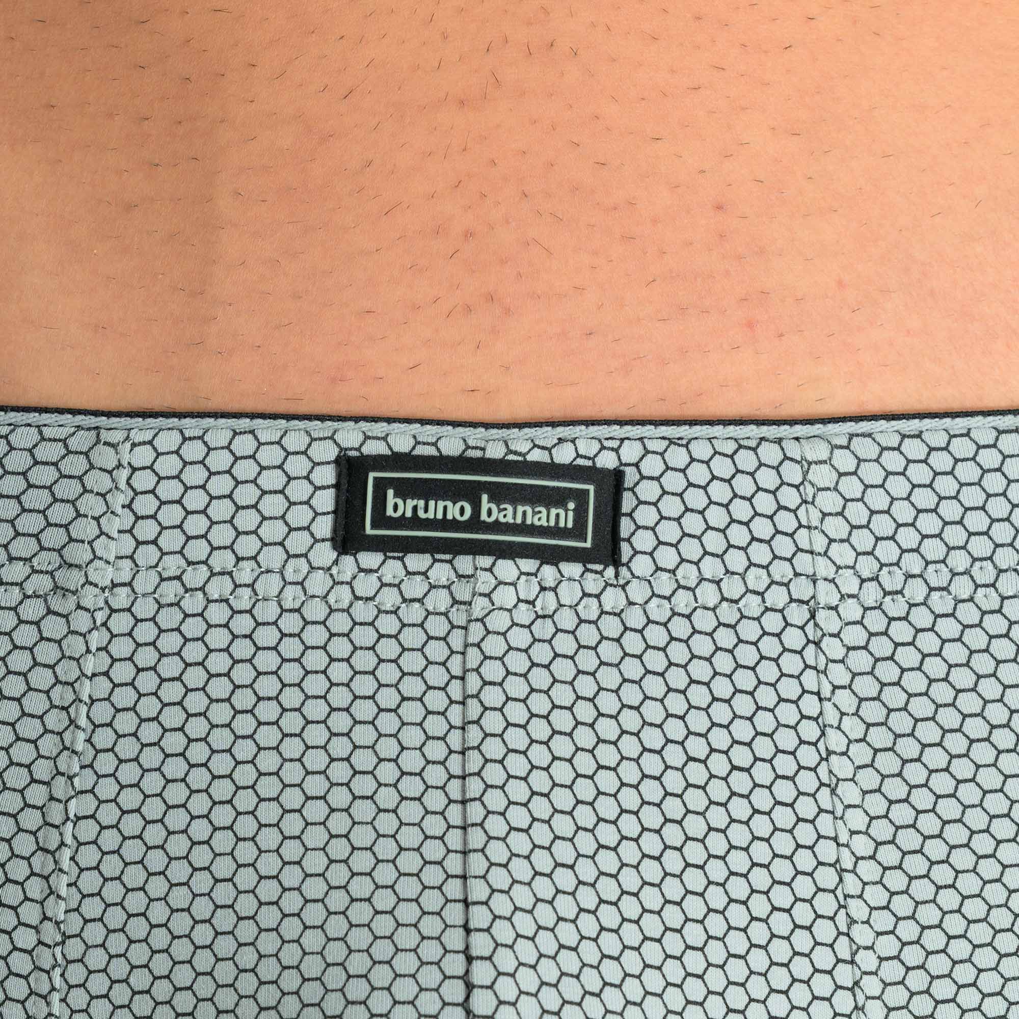 Short Contrary waistband inside Person, Haut, Kleidung, Unterwäsche, Tätowierung