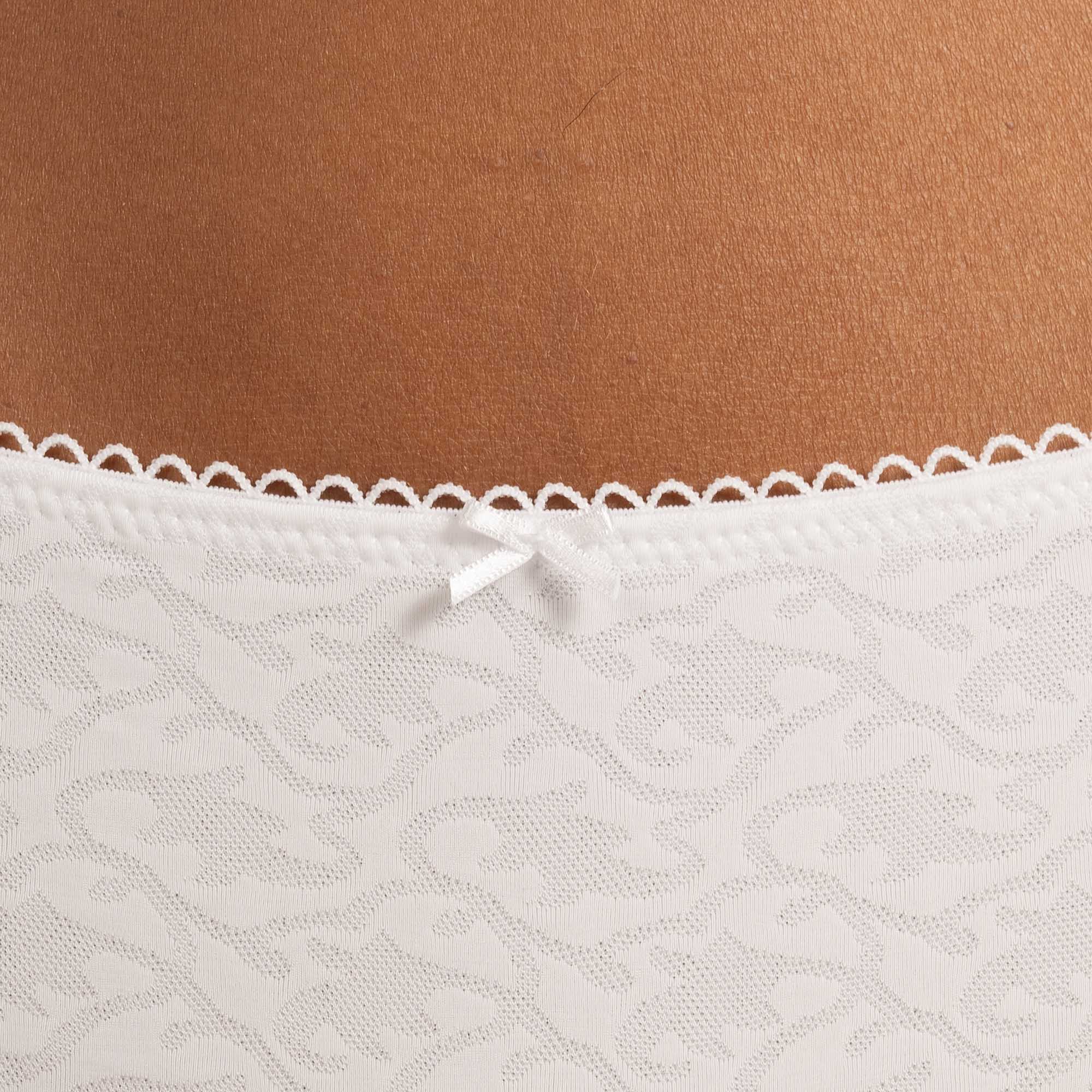 String Amalia