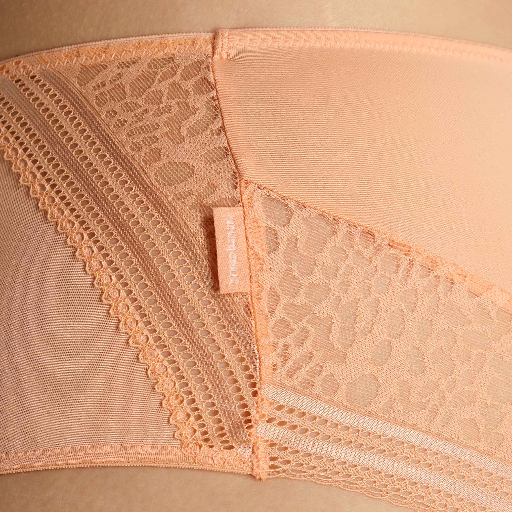 BHühlt?, Lace, Pfirsich, Unterwäsche, Rückenverschluss