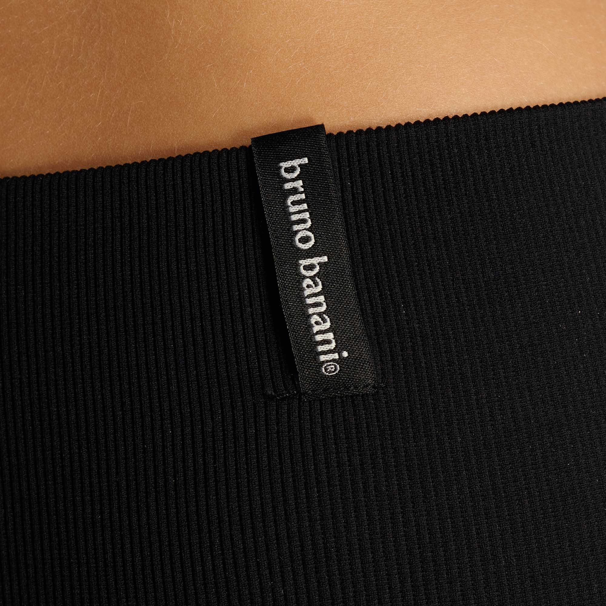 schwarz, gerippt, Label, Markenetikett, Kleidungsstück