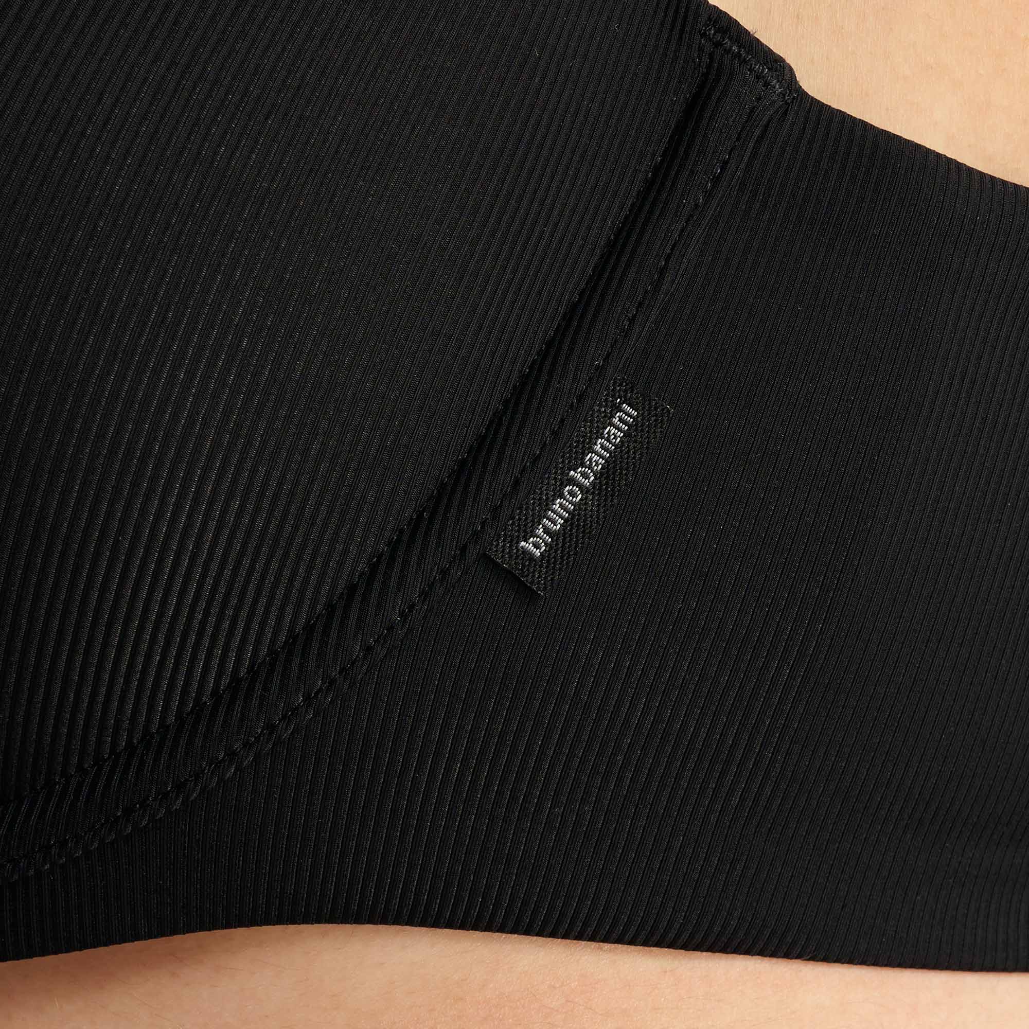 schwarz, gerippte, Kragen, Etikett, Naht