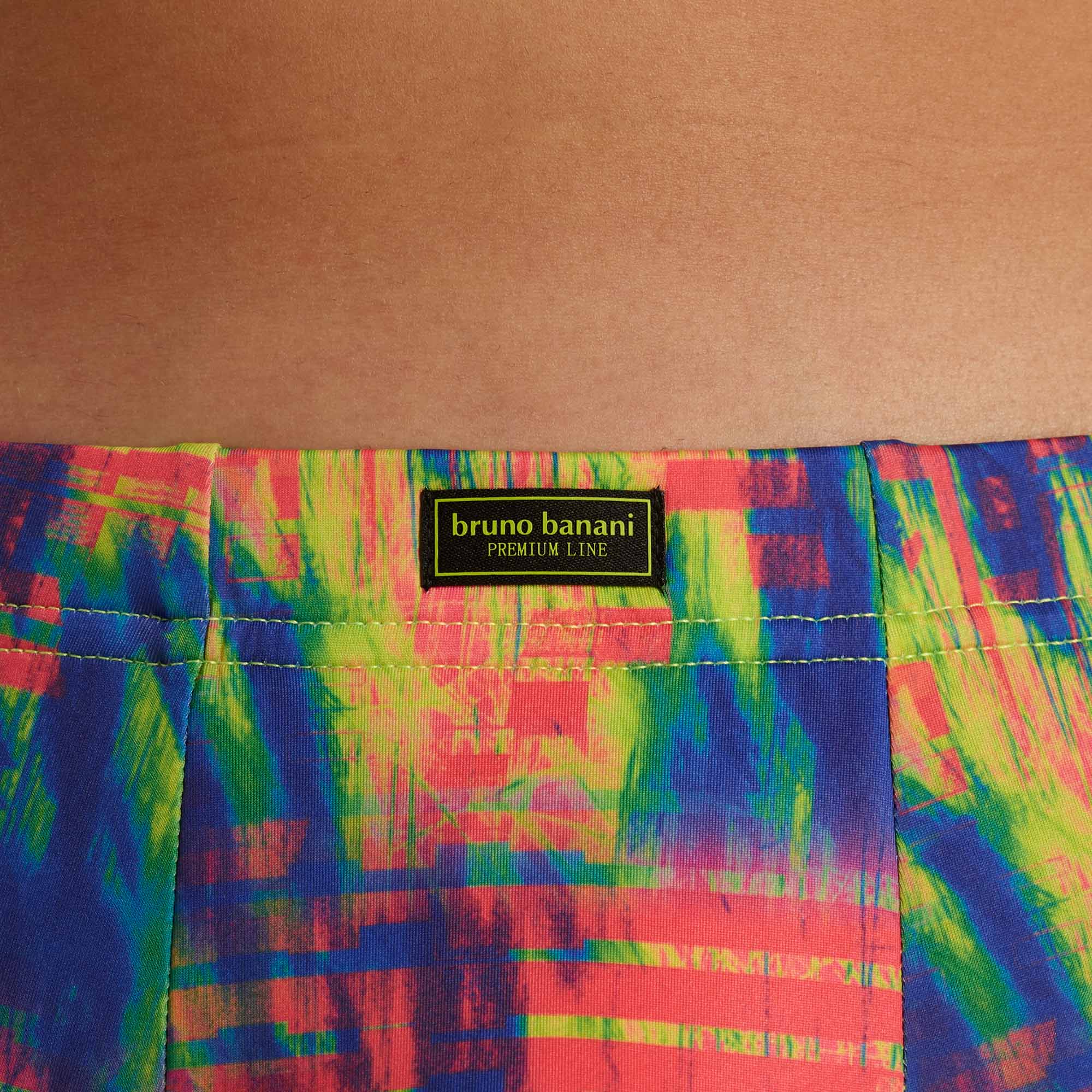 bunter badeanzug, shorts, neonfarben, abstraktes muster, premium linie