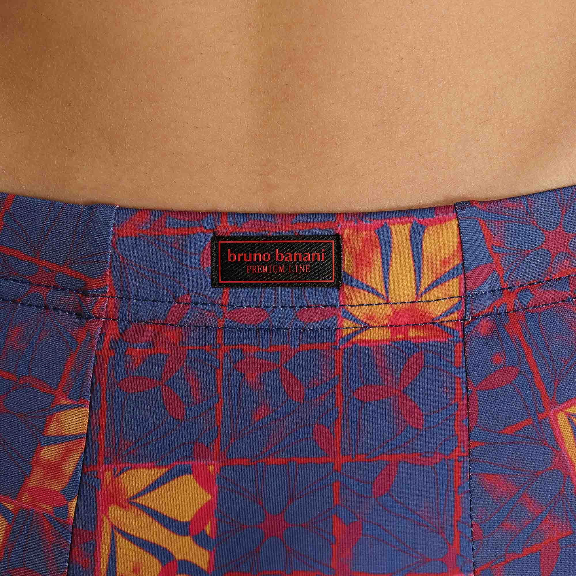manche, shorts, print, bunte farben, taillenbund