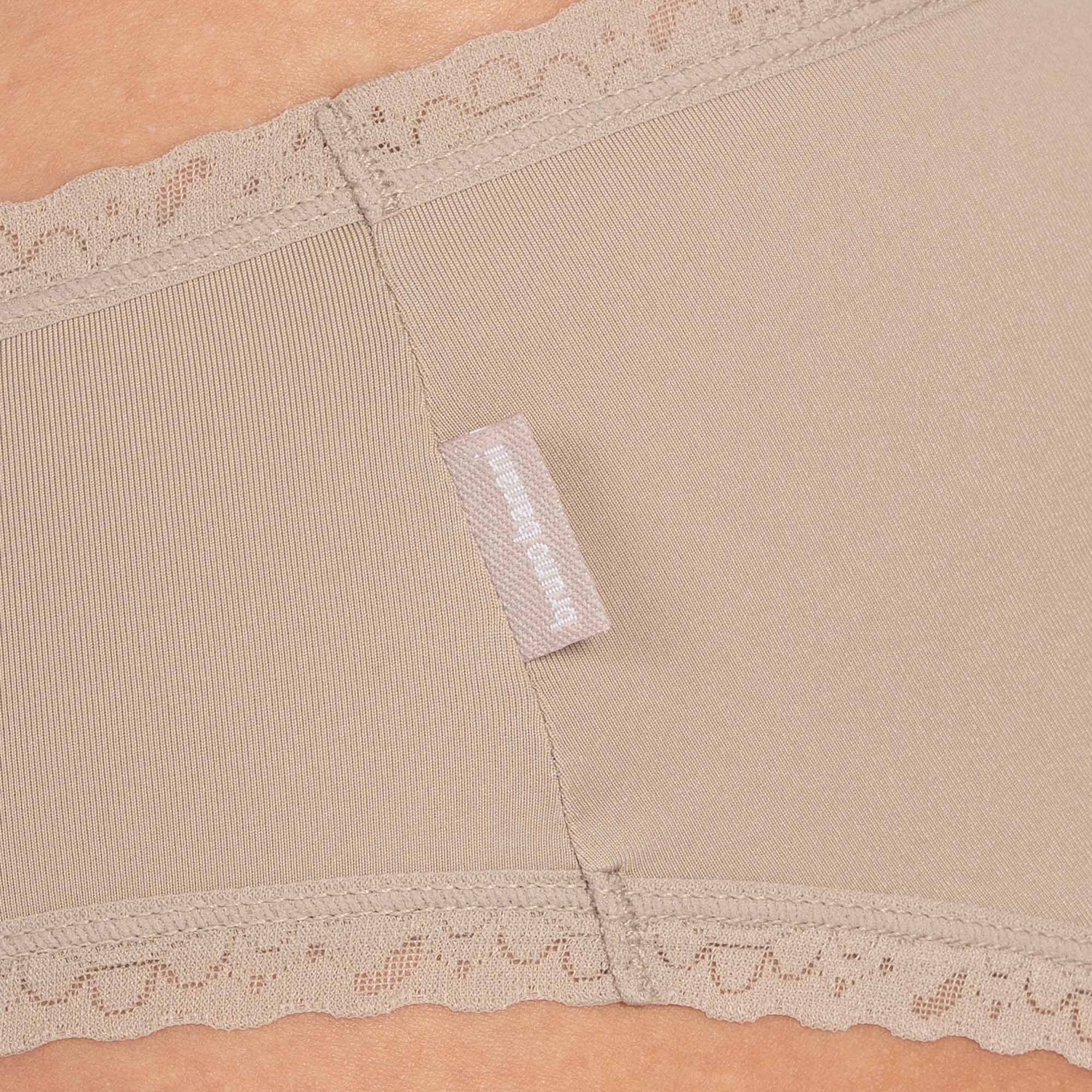 Panty Mariam Bekleidung, Unterwäsche