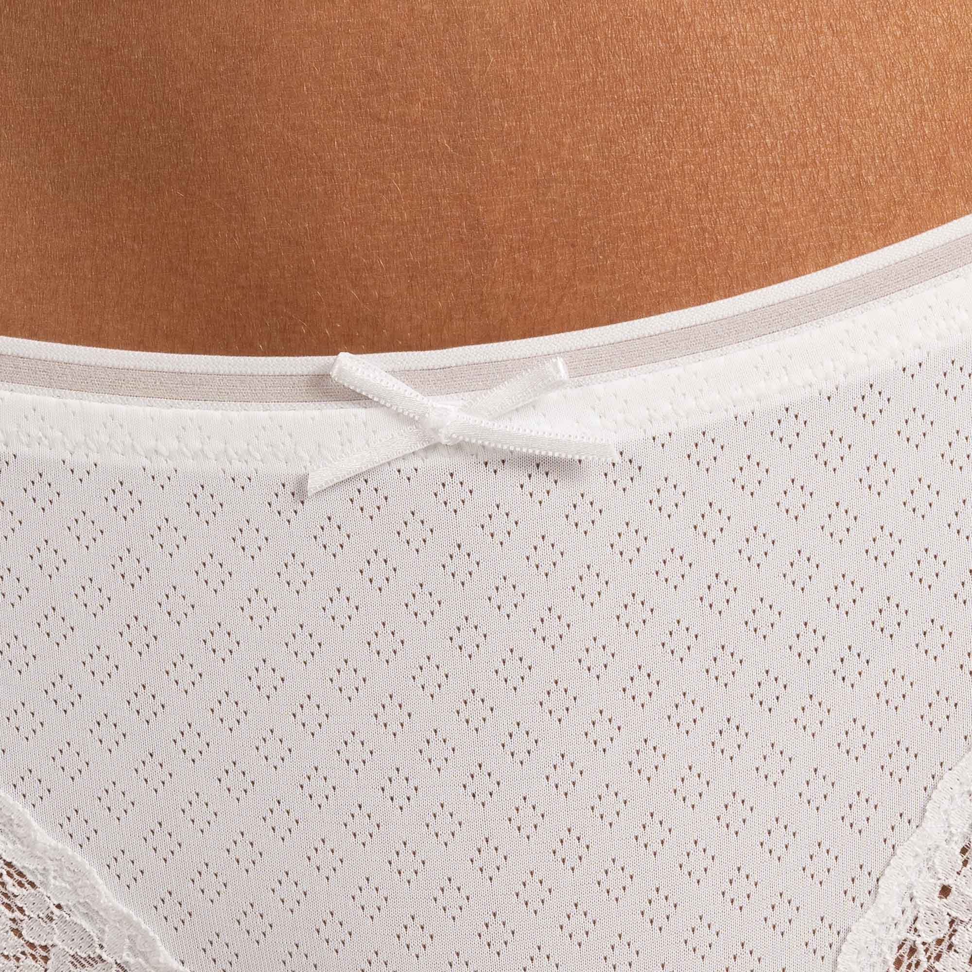String Kayla Bekleidung, Unterwäsche