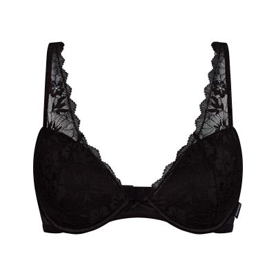 Black BH, Kleidung, Unterwäsche